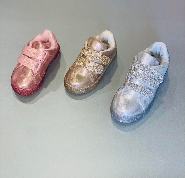 Picture of 968A/B- GIRL GLITTERY CASULA RUNNERS